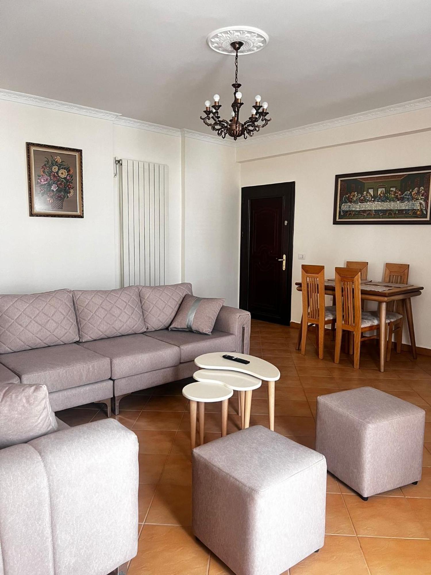 Lu Apartament فلورا المظهر الخارجي الصورة